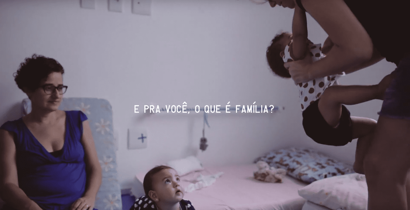 Campanha do Dicionário Houaiss pretende mudar a definição de família
